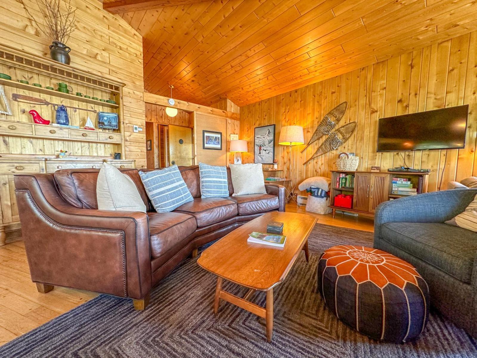 Baileys On The Lake By Cascade Vacation Rentals Лутсен Екстериор снимка